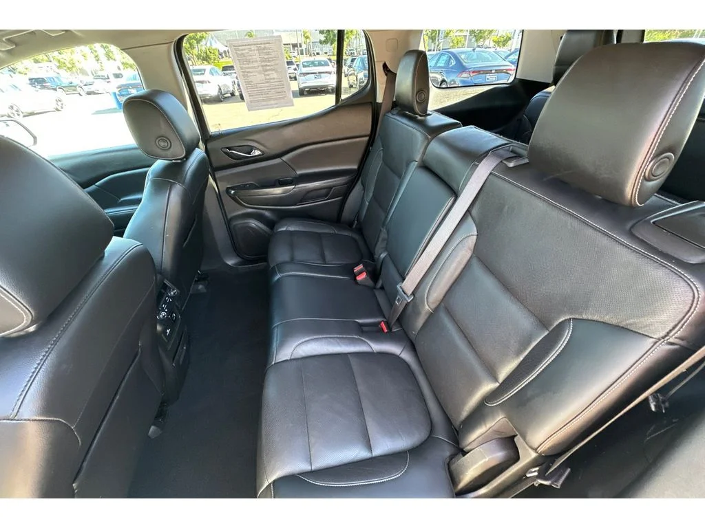 Used 2017 Summit White GMC SLT image 14