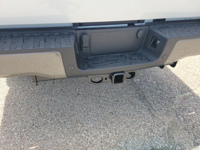 New 2026 White Ford King Ranch image 32