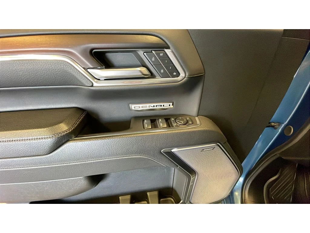 Used 2024 Metallic GMC Denali image 10