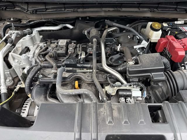 Used 2025 Brown Nissan S image 12