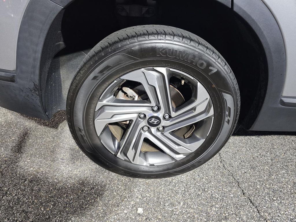 Used 2023 Silver Hyundai SEL image 12