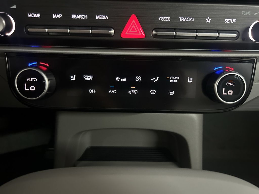 New 2026 White Pearl Hyundai SEL 7P image 27