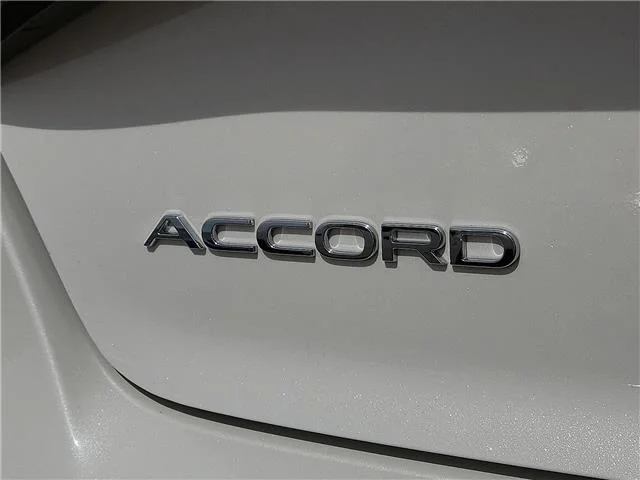 Used 2024 White Honda Touring image 8
