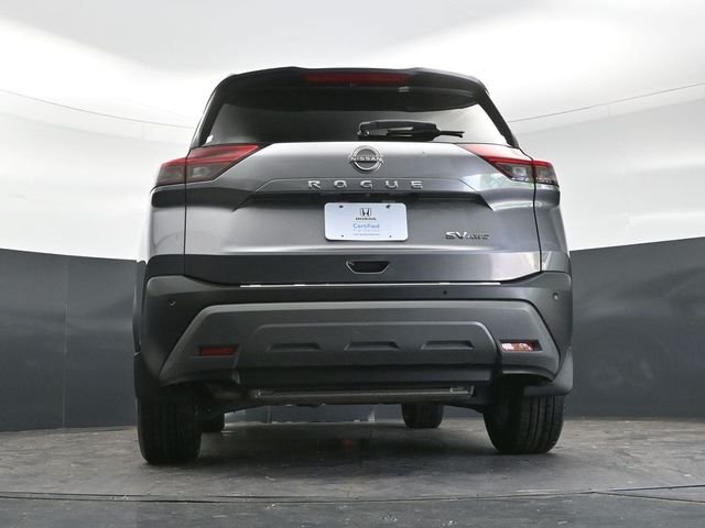 Used 2023 Gun Metallic Nissan SV image 29