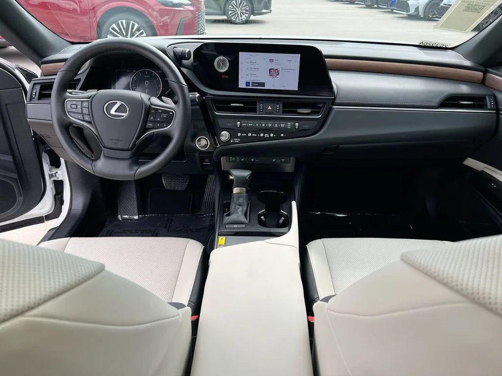 Certified Used 2024 EMINENT WHITE PEARL Lexus 350 image 20