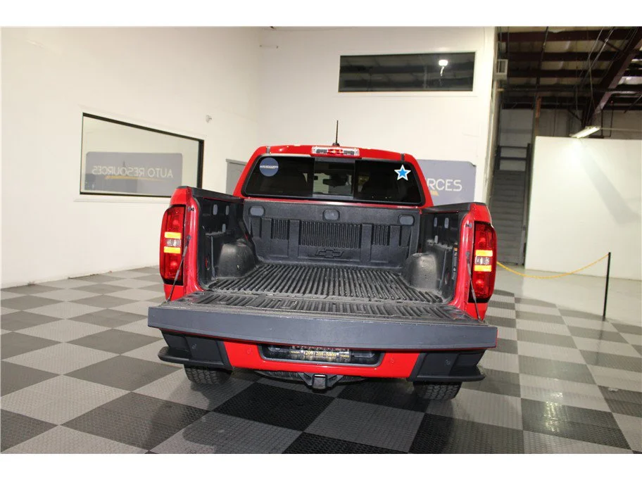 Used 2019 Red Hot Chevrolet 2WD LT image 20