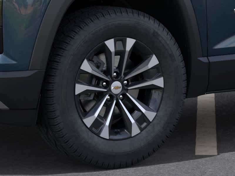2027 Chevrolet Equinox LT - Photo 8