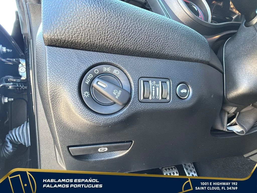Used 2021 Black Dodge R/T Scat Pack image 18