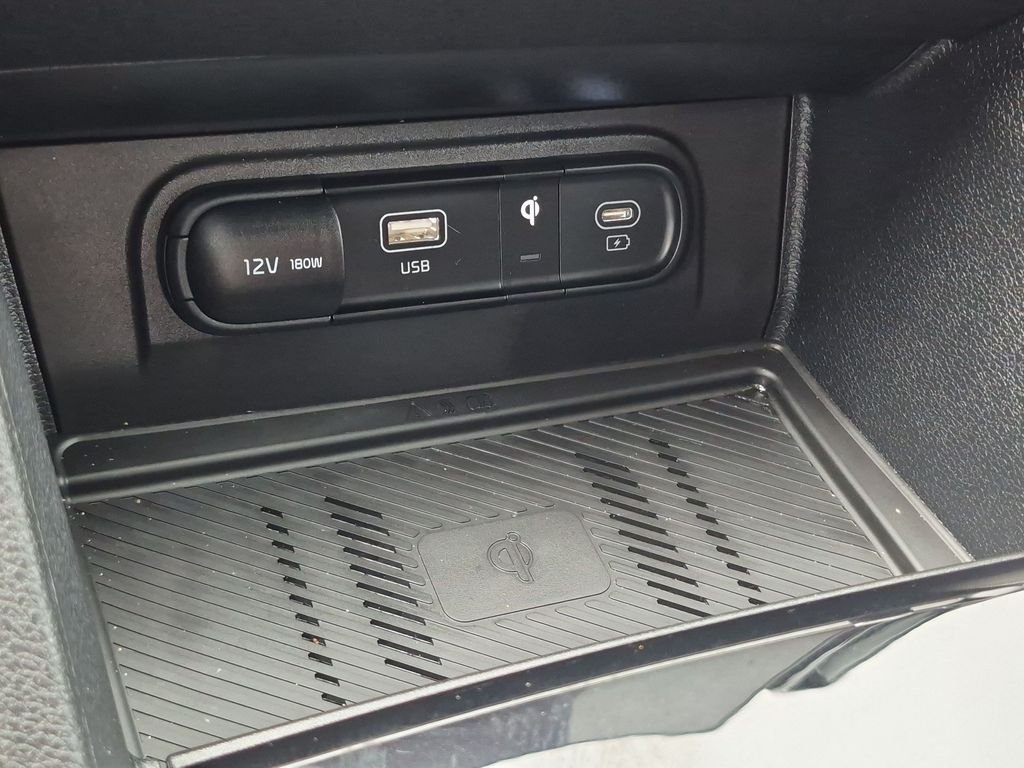 Used 2025 Black Kia SX-Prestige image 23