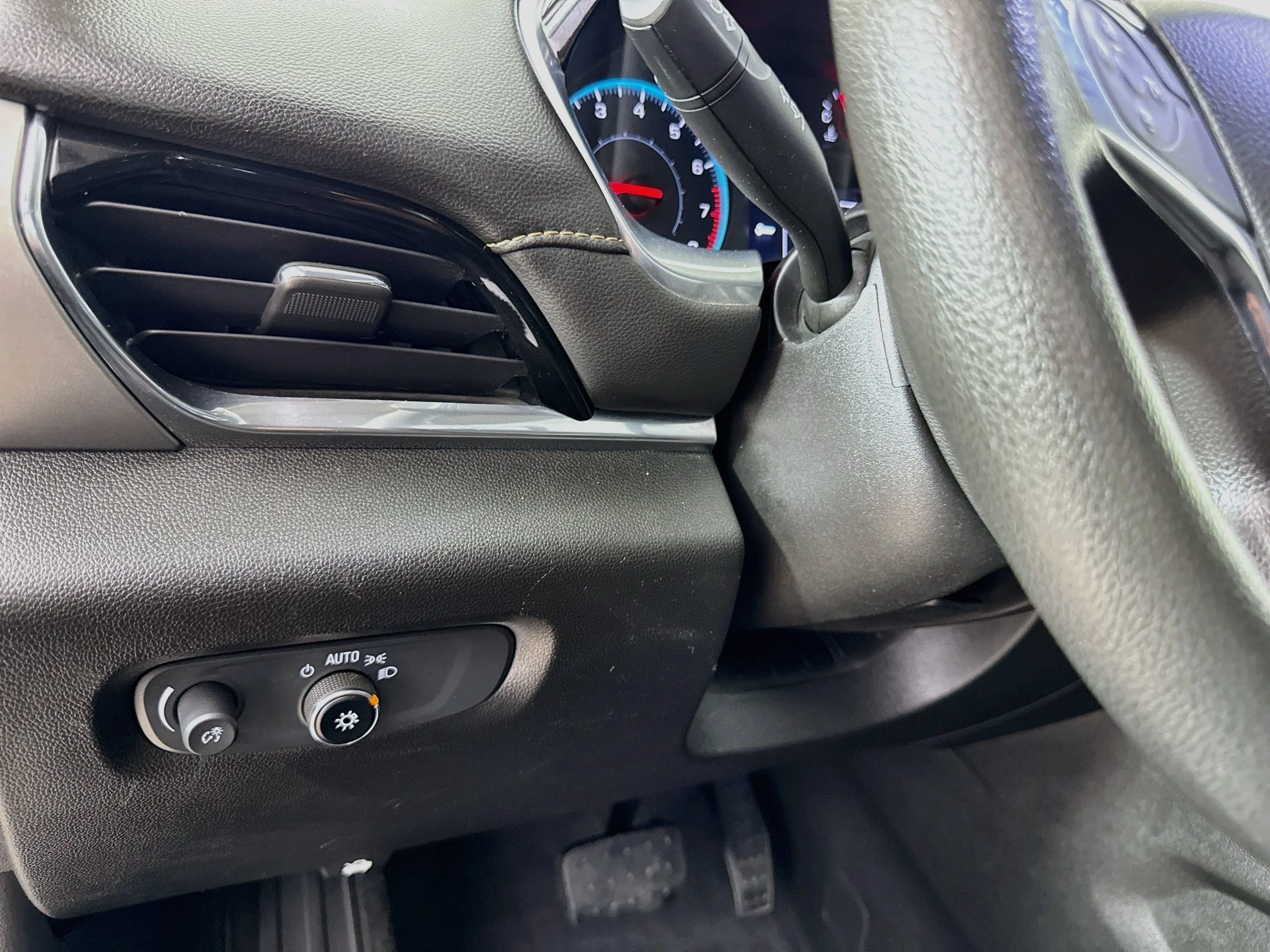 Used 2019 SILVER ICE METALLIC Chevrolet LS image 12