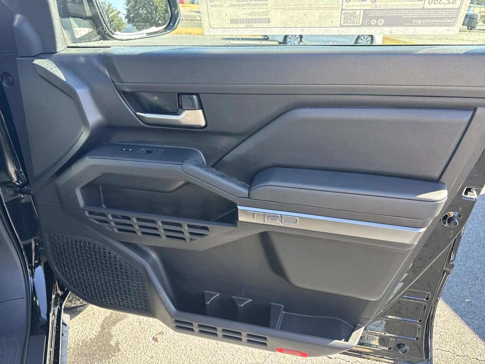Used 2024  Toyota  image 35