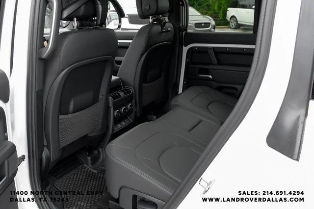 New 2026 Fuji White Land Rover X-Dynamic SE image 43