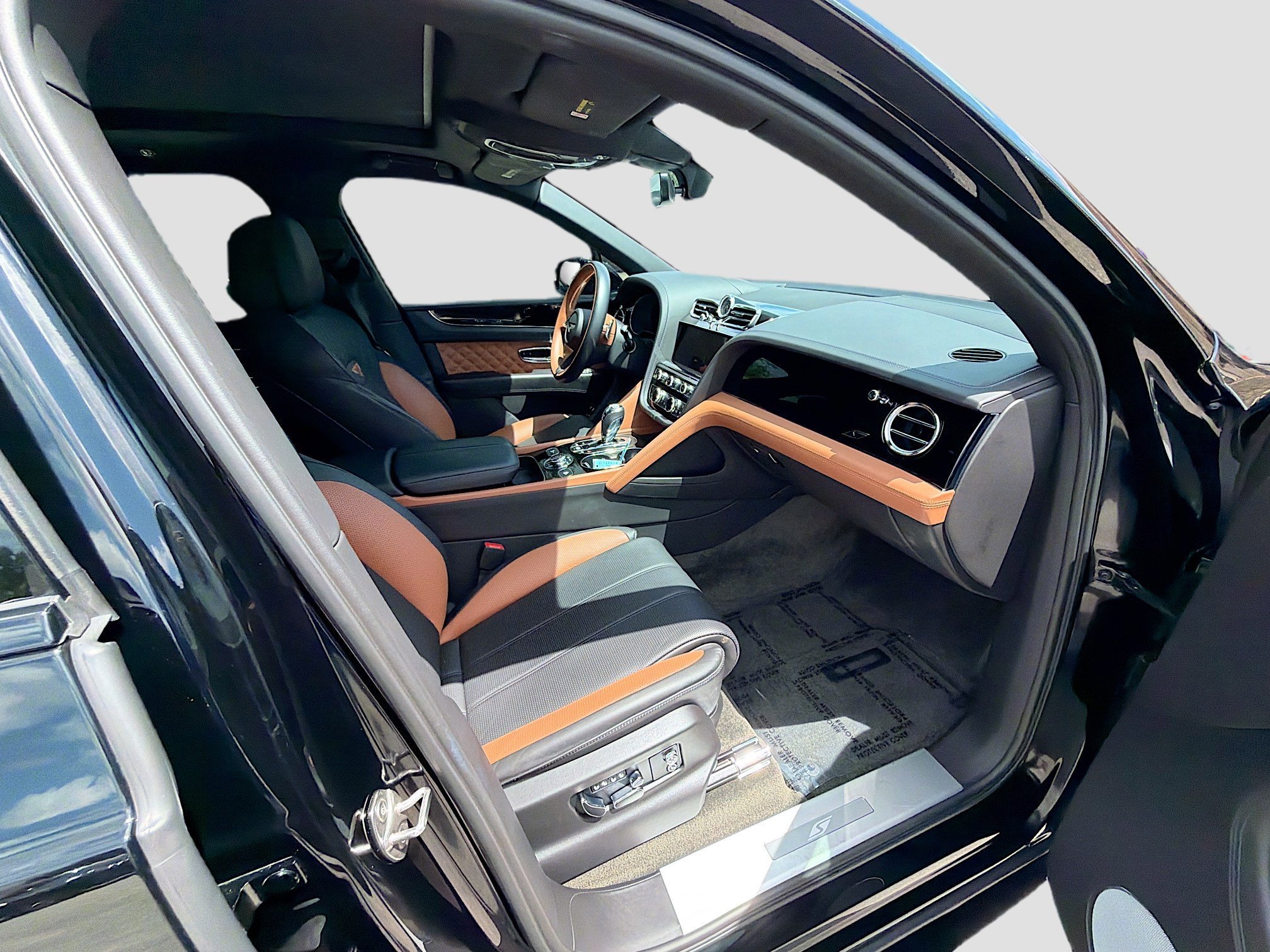 2022 Bentley Bentayga S - Photo 30