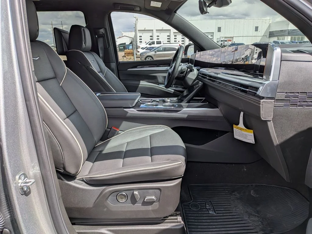 2026 Cadillac Escalade Sport - Photo 46