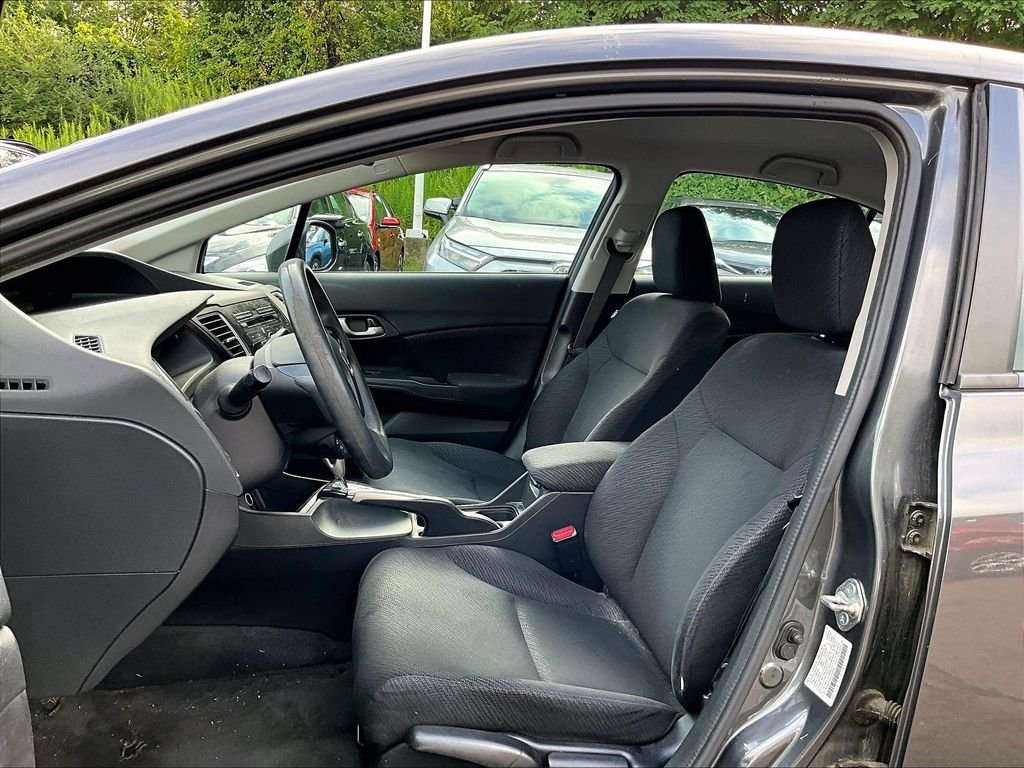 Used 2013 Gray Honda LX image 4