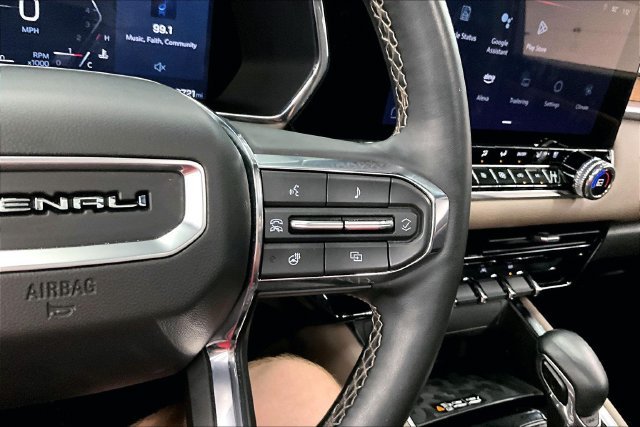 Used 2023 Onyx Black GMC Denali image 27