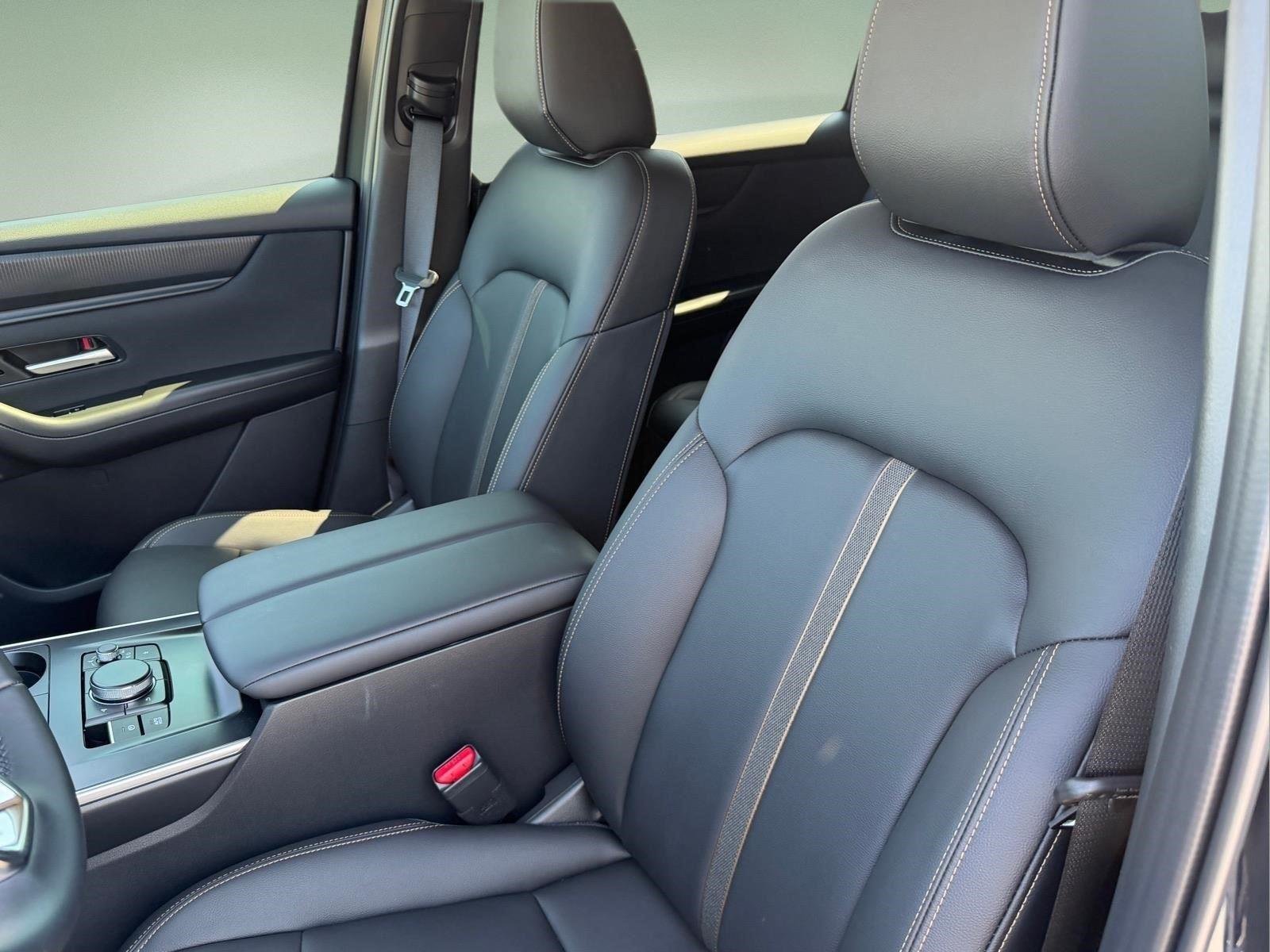 2026 Mazda CX-90 Select Package - Photo 17