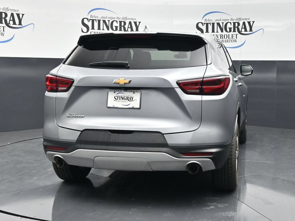 Used 2025 Sterling Gray Metallic Chevrolet 2LT image 8