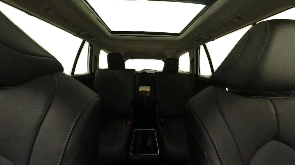 Used 2025  Toyota Limited image 34