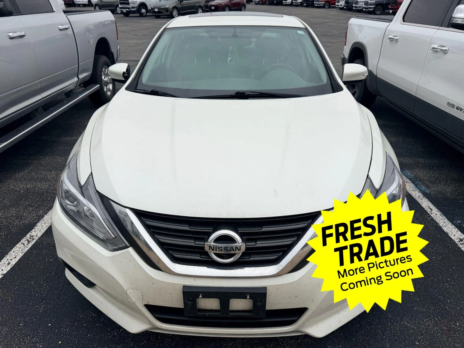 Used 2016 Nissan Altima SL with VIN 1N4AL3AP6GC131652 for sale in Charles City, IA