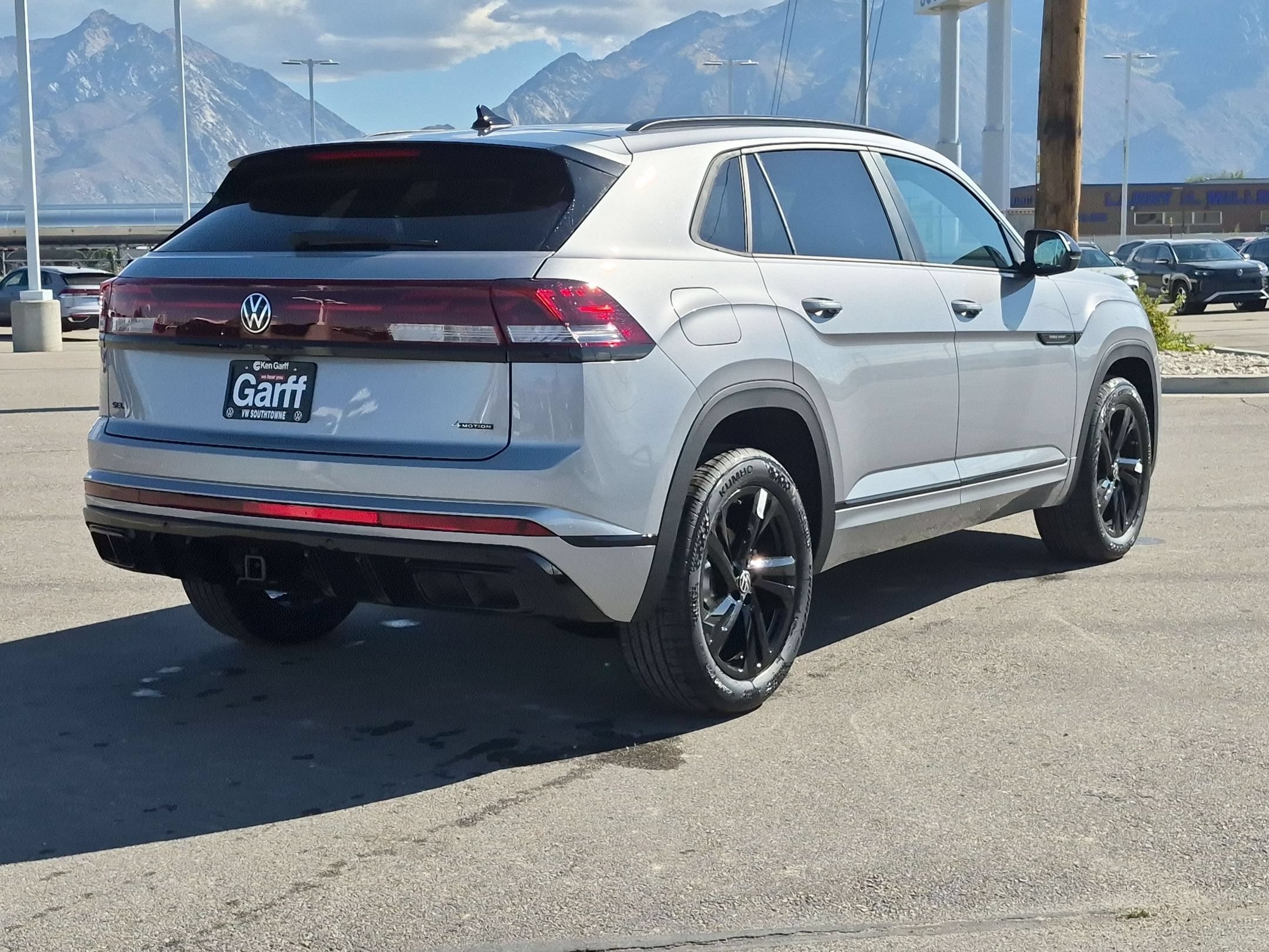 New 2026 Silver Mist Metallic Volkswagen 2.0T SEL R-Line Black image 3