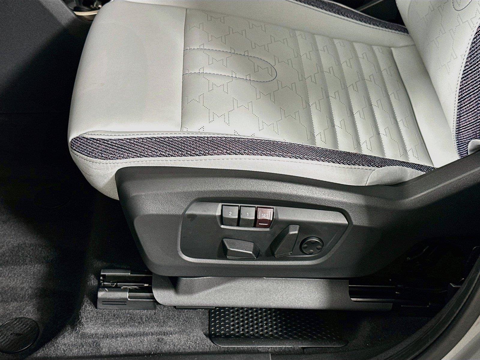 2025 MINI Countryman S - Photo 18