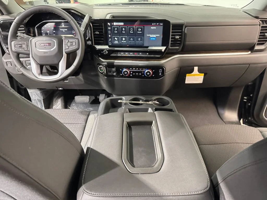 New 2026 Onyx Black GMC Elevation image 13