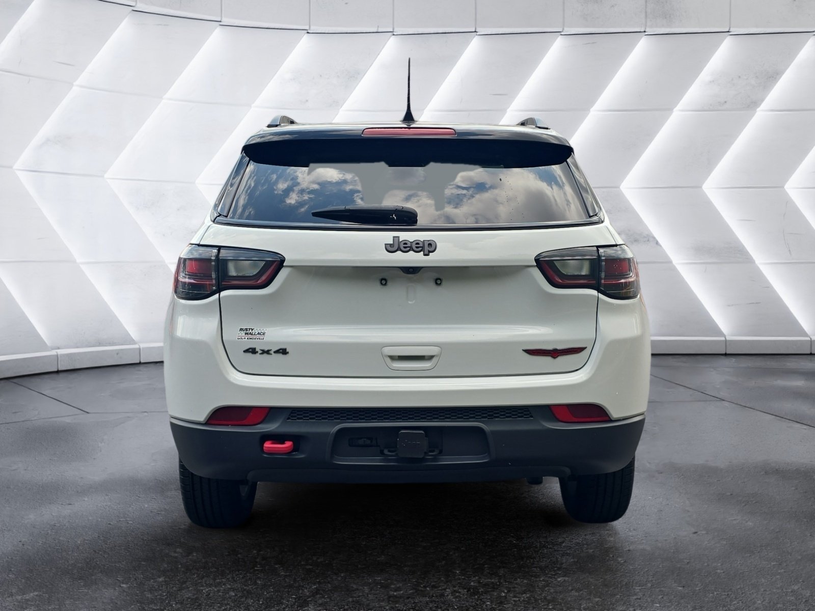 Used 2022 White Jeep Trailhawk image 4