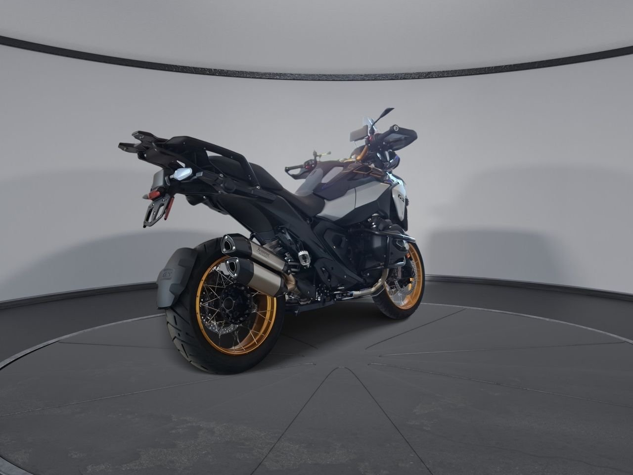 Used 2026  BMW  image 8