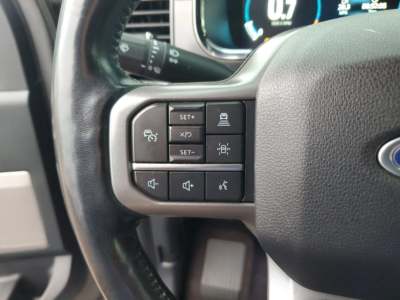 Used 2021 Gray Ford Lariat image 19