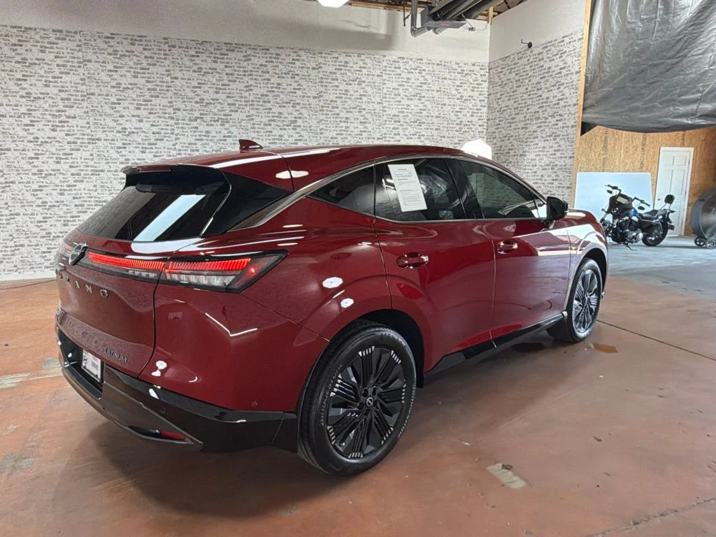 Used 2025 Scarlet Ember Tintcoat Nissan Platinum image 7