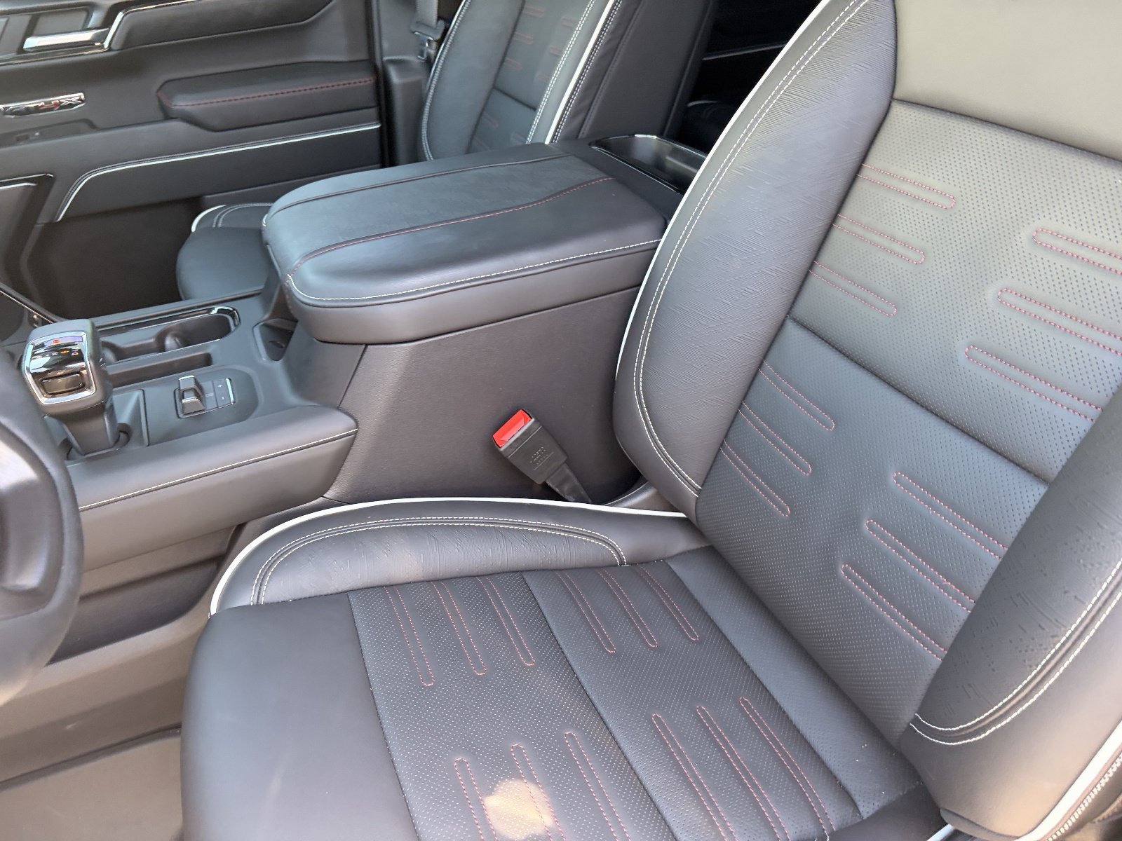 2026 GMC Sierra 1500 AT4X - Photo 27