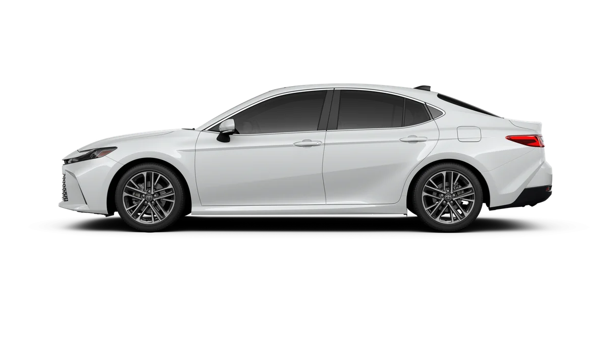 New 2026 Wind Chill Pearl Toyota XLE image 4