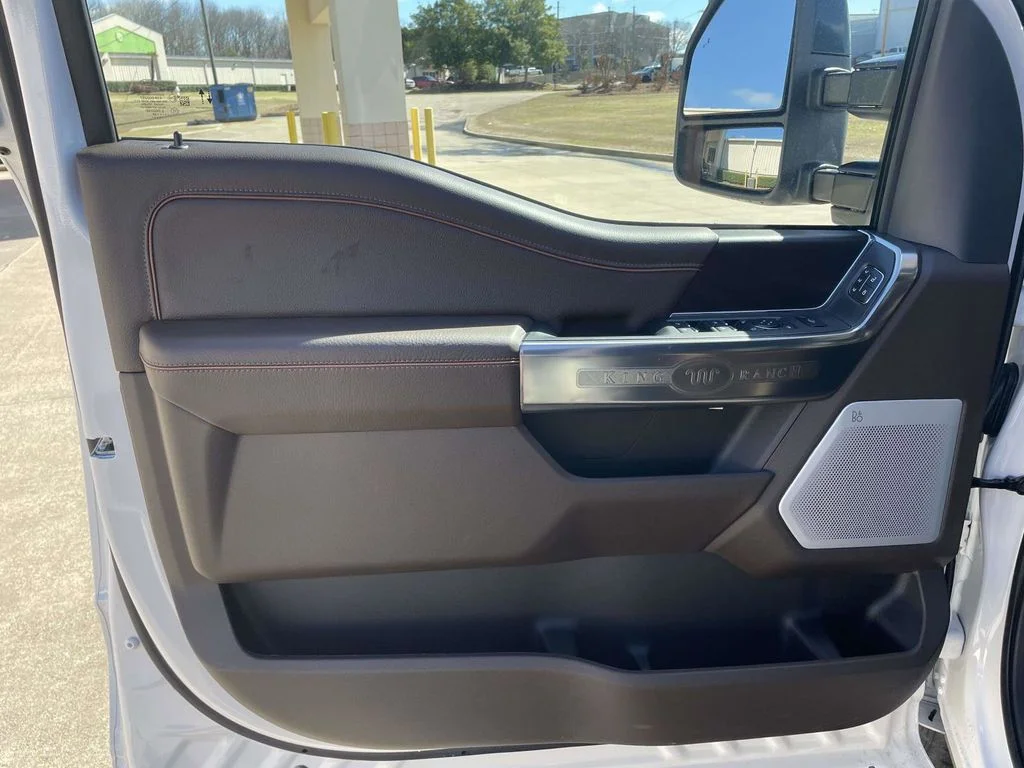 New 2026 Star White Metallic Tri-Coat Ford F-350® King Ranch® image 15