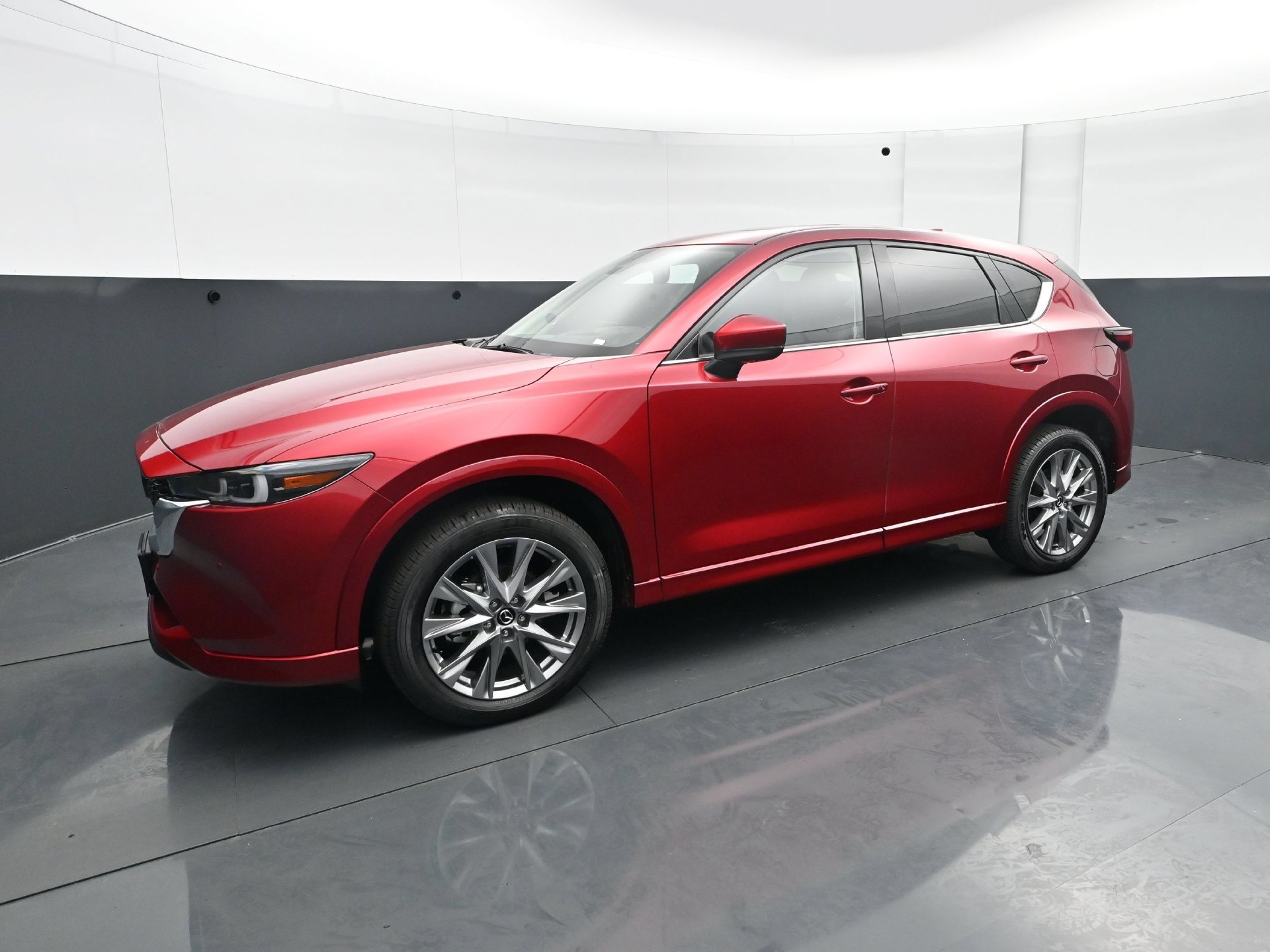 Used 2025 Mazda CX-5 S Premium Plus package with VIN JM3KFBEM8S0575861 for sale in Burnsville, Minnesota