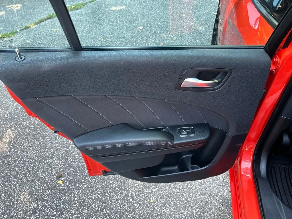 Used 2016 Orange Dodge R/T image 27