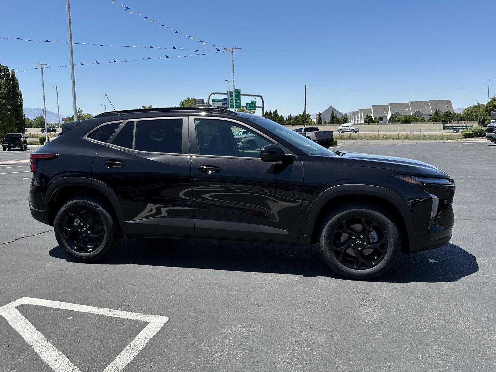 2026 Chevrolet Trax LT - Photo 8