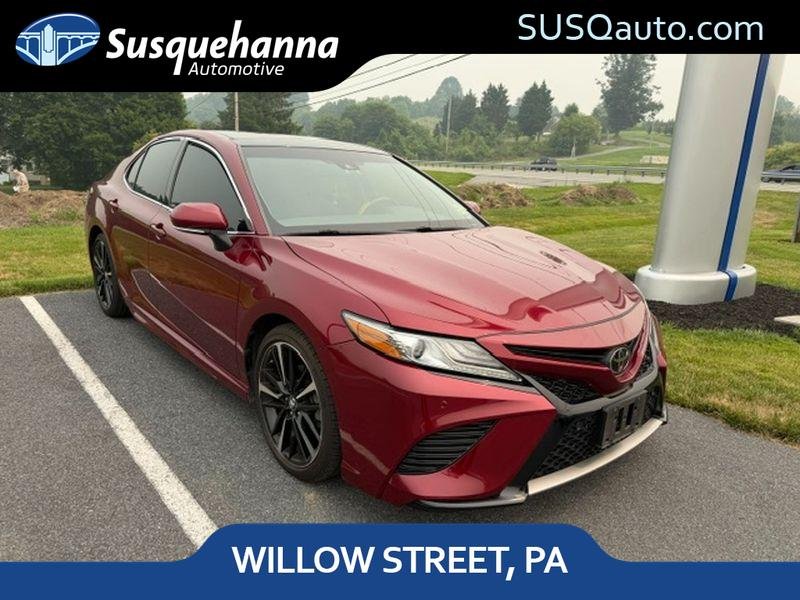 Used 2018 Ruby Flare Pearl Toyota XSE image 1
