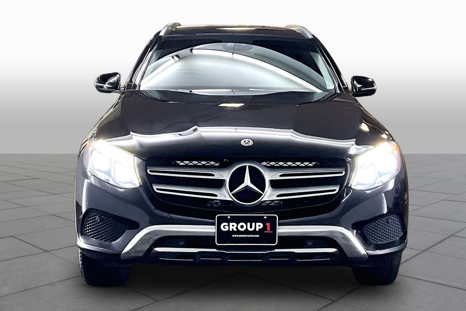Used 2018 Black Mercedes-Benz GLC 300 image 4