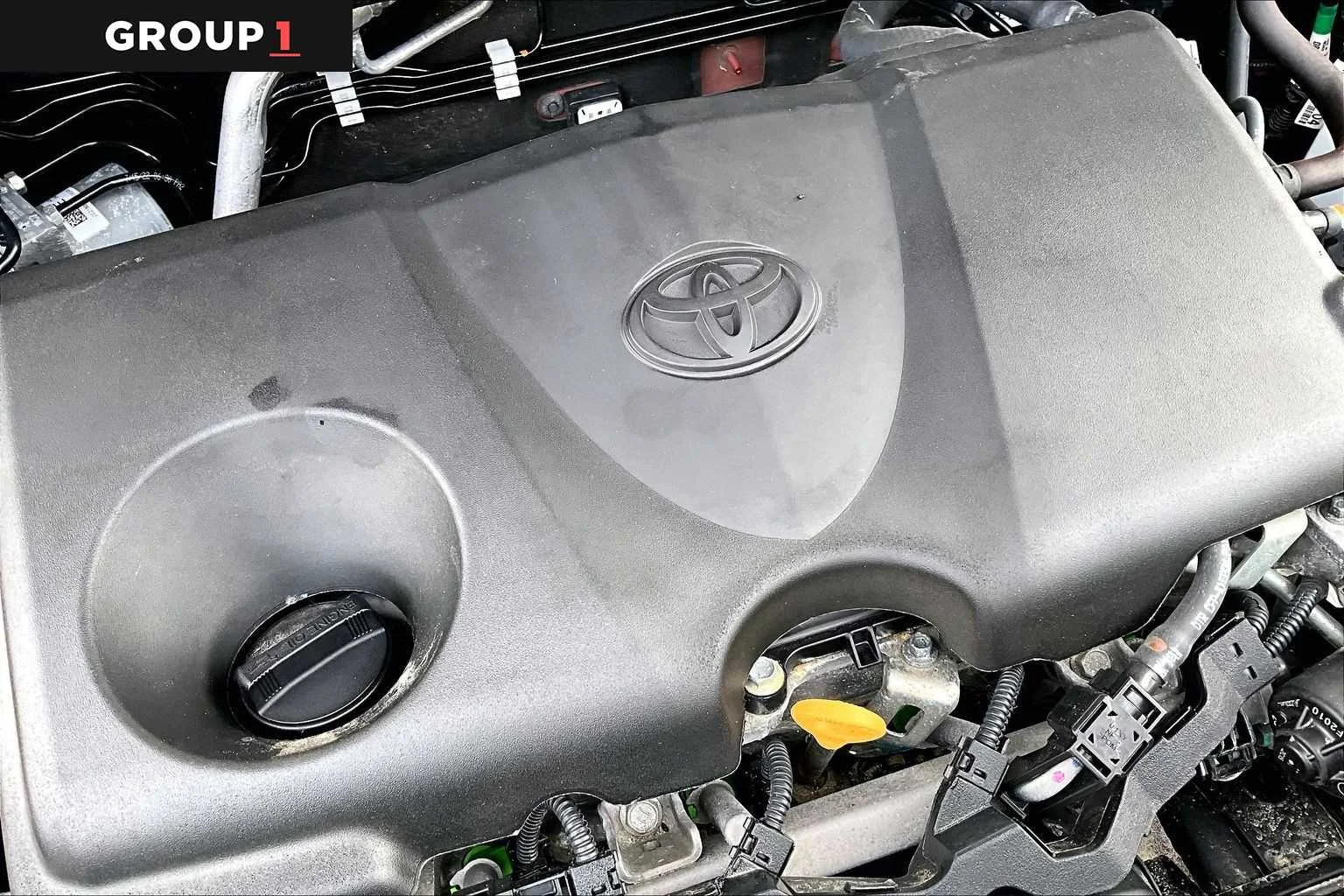 Used 2022 Ruby Flare Pearl Toyota XLE image 31