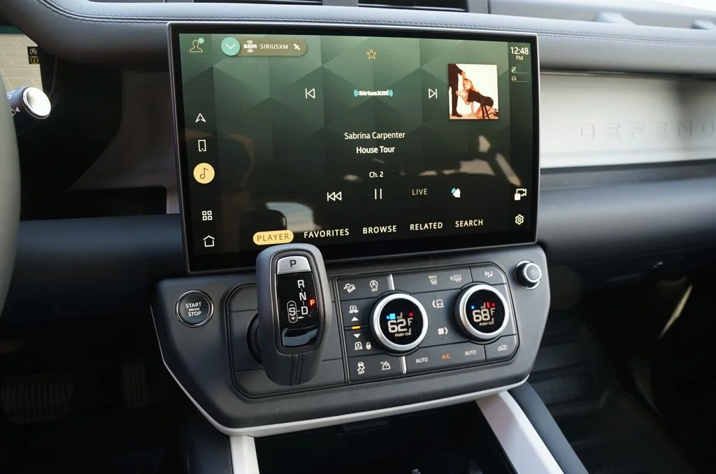 New 2026 Carpathian Grey Land Rover X-Dynamic SE image 17