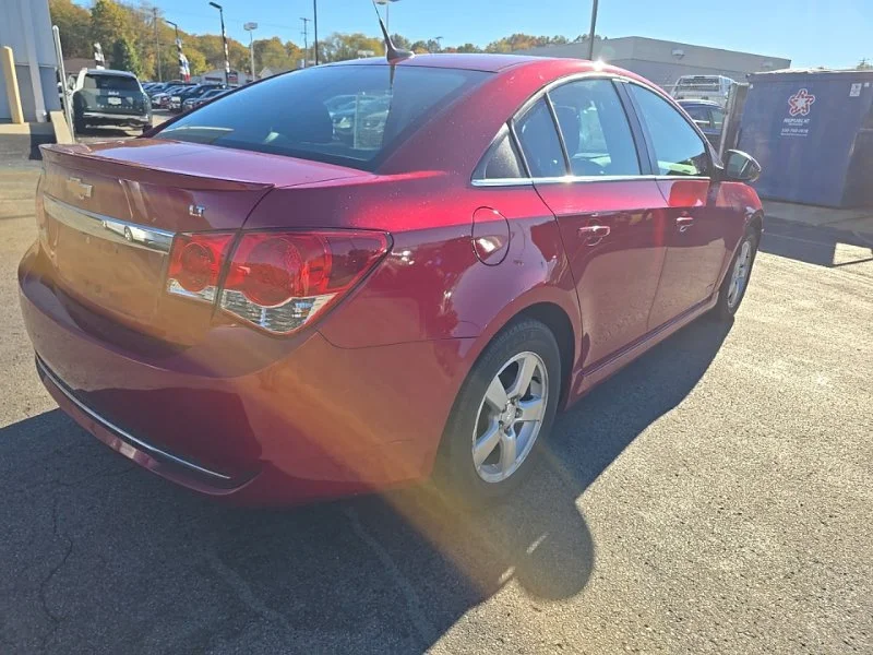 Used 2014 Red Chevrolet 1LT image 8
