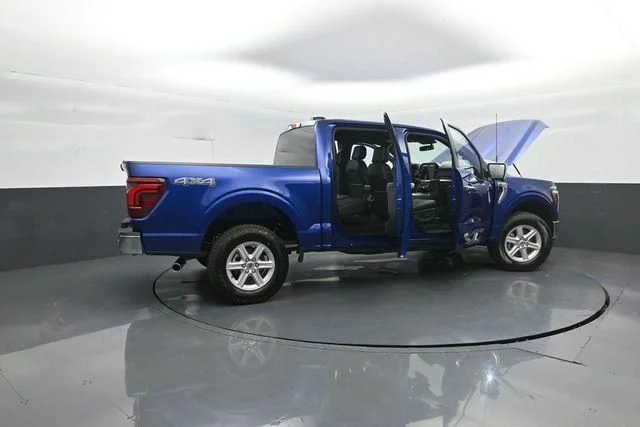 New 2026 Blue Ford Lariat image 21