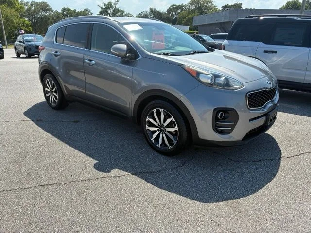 Used 2018 Silver Kia EX image 3