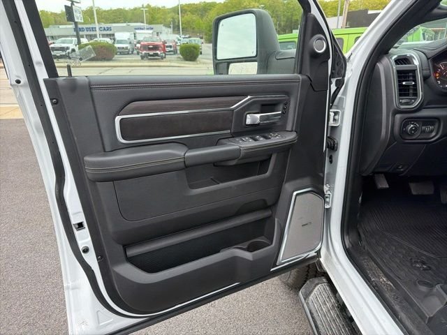 New 2026 Bright White Clear-Coat Exterior Paint RAM Laramie image 13