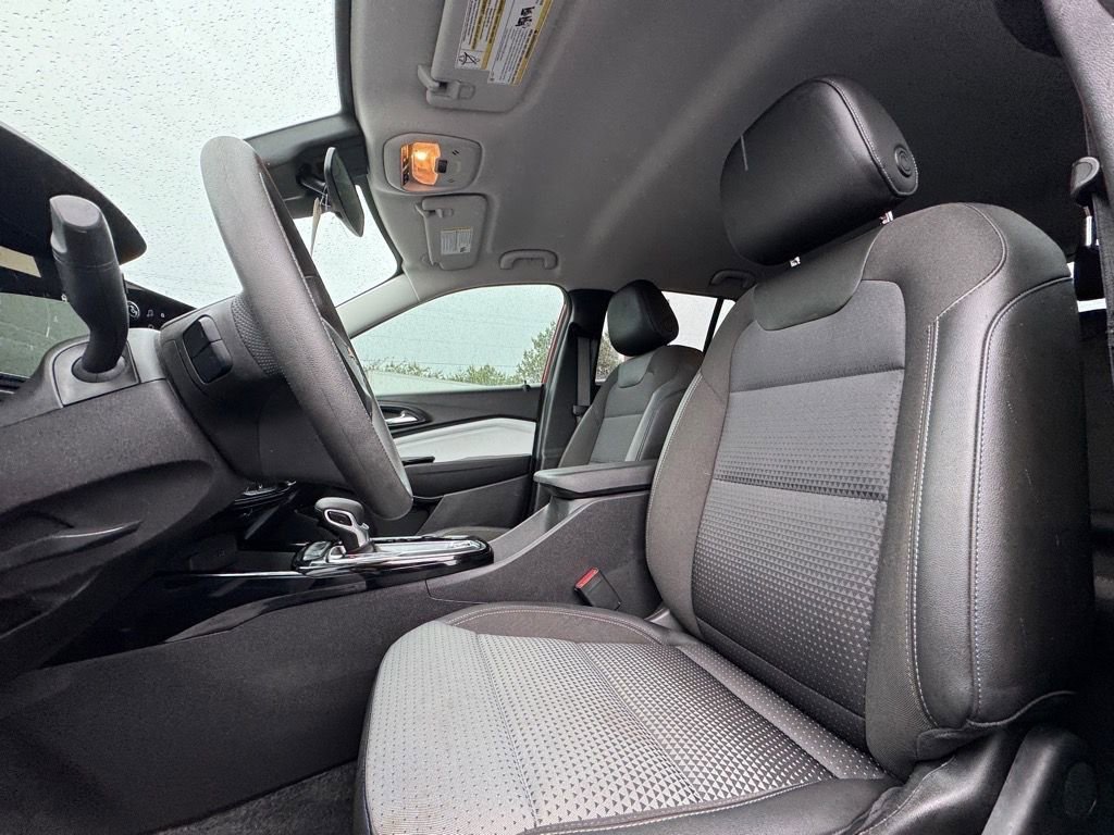 2024 Chevrolet Trax LT - Photo 14