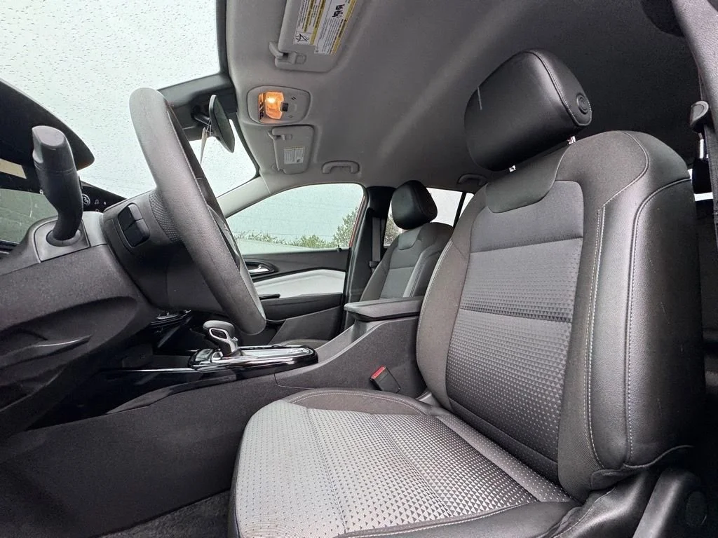 2024 Chevrolet Trax LT - Photo 14