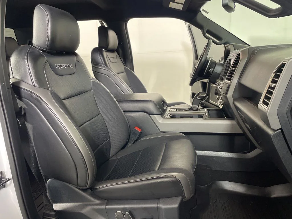 Used 2020 White Ford Raptor image 17