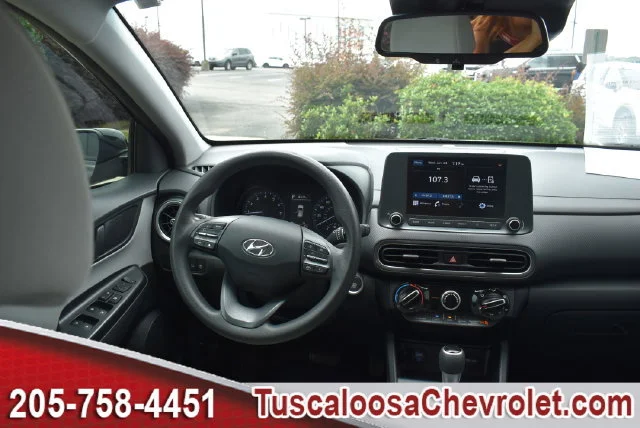 Used 2022 Black Hyundai SEL image 24