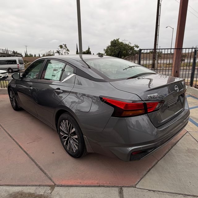 New 2026 Gun Metallic Nissan SV image 6